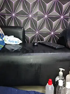 Megann 9 online show from 26, 3, 2026