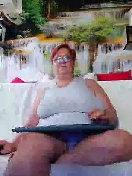 Snapshot of QueenPammy1 chatting on 2, 2, 2025 QueenPammy1 online show from 2, 2, 2025