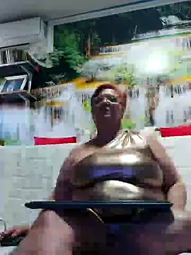 Snapshot of QueenPammy1 chatting on 9, 2, 2025 QueenPammy1 online show from 9, 2, 2025