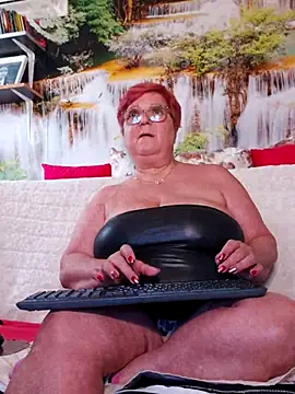 Snapshot of QueenPammy1 chatting on 18, 2, 2025 QueenPammy1 online show from 18, 2, 2025