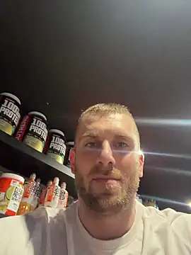 Snapshot of trainwithme chatting on 24, 2, 2026 trainwithme online show from 24, 2, 2026