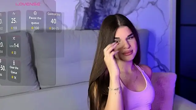 lili hotly online show from 19, 10, 2025