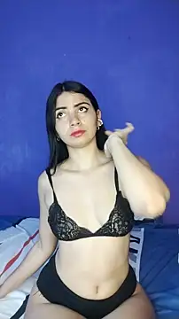 Snapshot of marina_huerta03 chatting on 18, 11, 2025 marina huerta03 online show from 18, 11, 2025