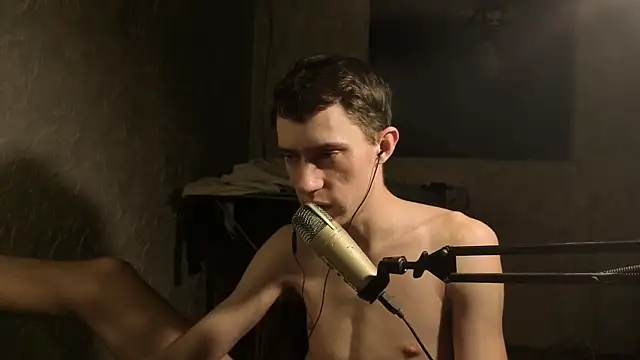 Snapshot of w0rkman chatting on 16, 11, 2025 w0rkman online show from 16, 11, 2025