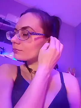 Snapshot of MilanaPure chatting on 11, 3, 2025 MilanaPure online show from 11, 3, 2025