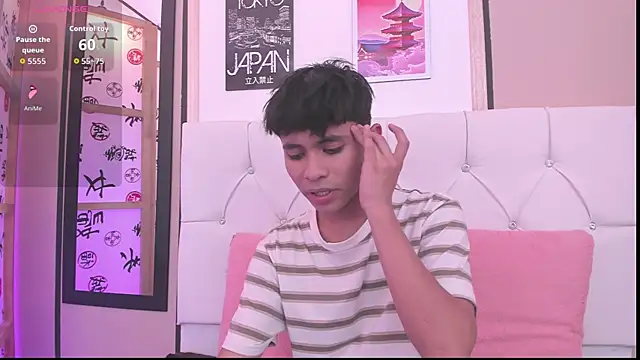 Snapshot of Ethan_Westt chatting on 8, 9, 2025 Ethan Westt online show from 8, 9, 2025