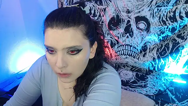 mikaskullcs online show from 2, 4, 2026