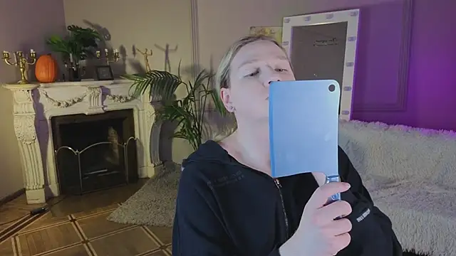 Jes Solar online show from 5, 11, 2025