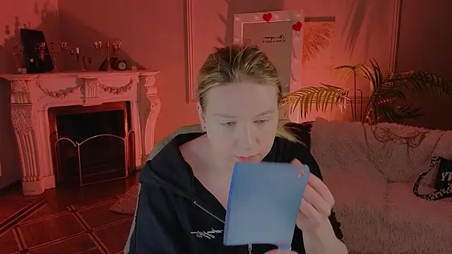 Jes Solar online show from 4, 3, 2026