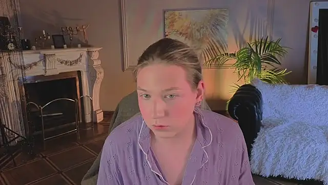 Snapshot of Jes_Solar chatting on 25, 4, 2026 Jes Solar online show from 25, 4, 2026