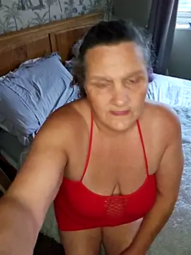 MissQueenBeex online show from 16, 10, 2025