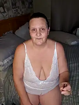 MissQueenBeex online show from 15, 1, 2026