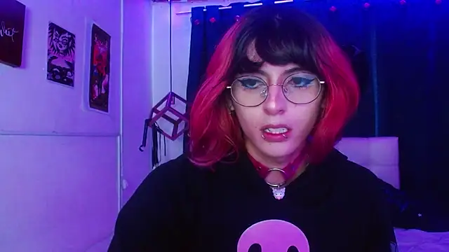 goth minerva online show from 4, 11, 2025