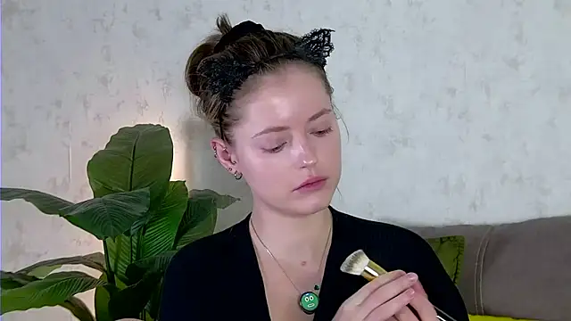 AshleyD  online show from 23, 10, 2025