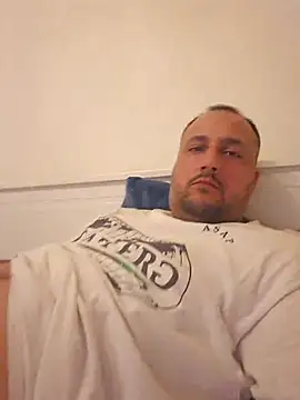 hotmalerobinson1 online show from 27, 7, 2026