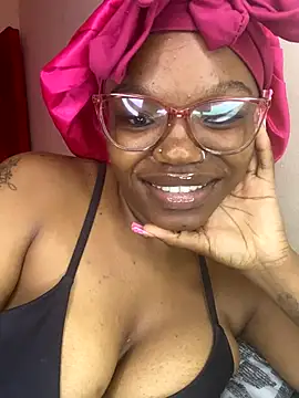 YummyMelanin117 online show from 20, 11, 2025