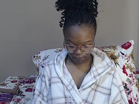 YummyMelanin117 online show from 20, 3, 2026