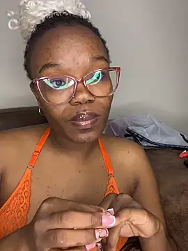 Snapshot of YummyMelanin117 chatting on 22, 4, 2026 YummyMelanin117 online show from 22, 4, 2026