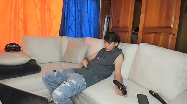 laurent 01 online show from 22, 3, 2025