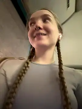 bambi lu online show from 18, 12, 2025