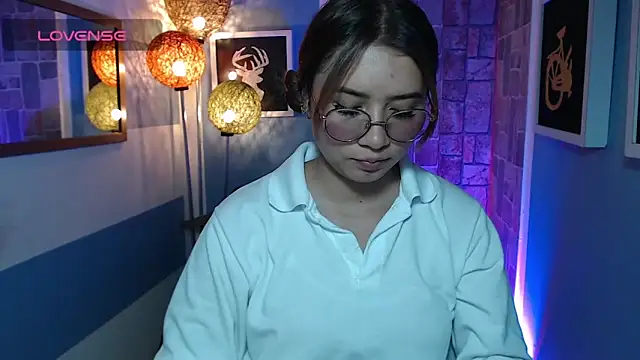Snapshot of Fiorellaa_delsd chatting on 24, 9, 2025 Fiorellaa delsd online show from 24, 9, 2025