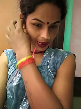 Eshna Dabral online show from 8, 9, 2025