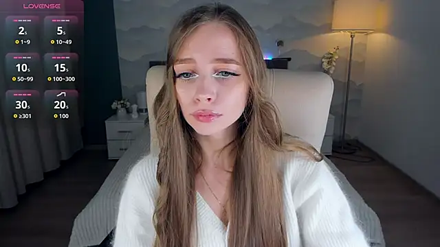 Amy Waynee online show from 17, 9, 2025