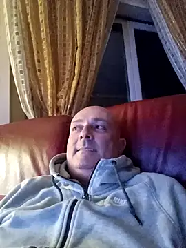 Alexis Bull online show from 30, 11, 2025