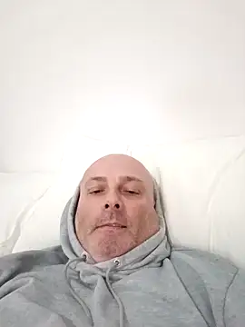 Alexis Bull online show from 11, 2, 2026