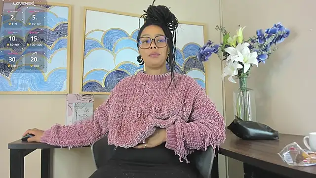 andrea xoe  online show from 11, 11, 2025