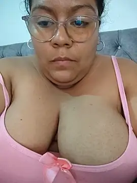 Snapshot of sheila_ro chatting on 24, 5, 2026 sheila ro online show from 24, 5, 2026