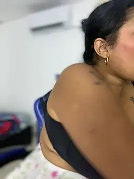 Snapshot of sashaoficial_ chatting on 10, 2, 2026 sashaoficial online show from 10, 2, 2026