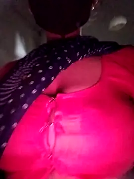 Snapshot of Soniy-Maax chatting on 29, 9, 2025 Soniy-Maax online show from 29, 9, 2025