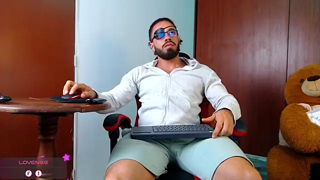 Snapshot of pirata_fitness chatting on 21, 9, 2025 pirata fitness online show from 21, 9, 2025