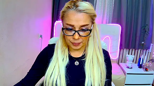 KatrinaCharm online show from 11, 9, 2025