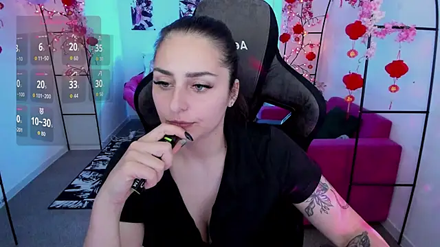 ValeriiMills online show from 12, 5, 2026