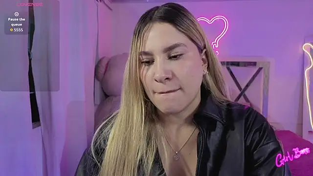 saaya tay online show from 18, 4, 2026