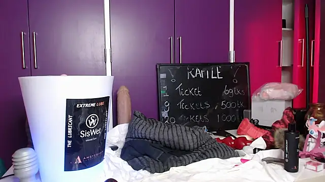 siswett online show from 5, 3, 2025