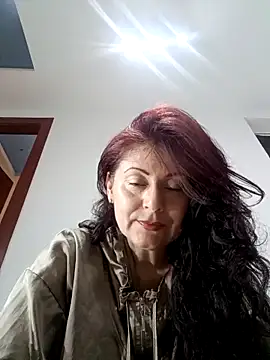 Snapshot of lunadicty chatting on 27, 9, 2025 lunadicty online show from 27, 9, 2025