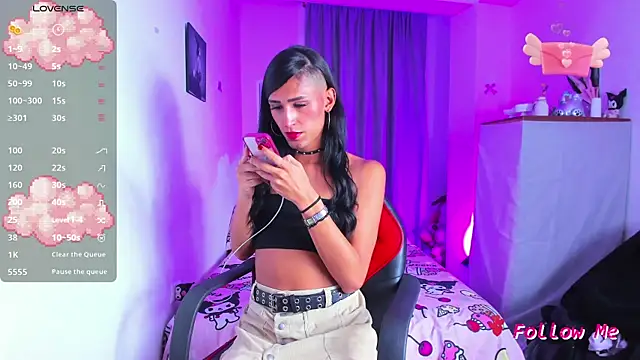 SkylerBennet online show from 11, 10, 2025