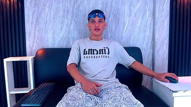 Matt Ruso online show from 8, 10, 2025