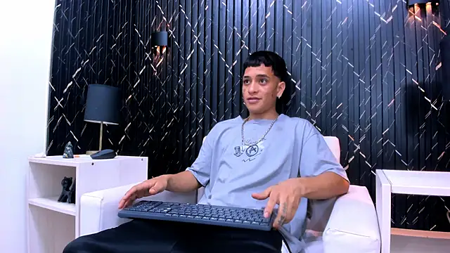 Matt Ruso online show from 21, 11, 2025