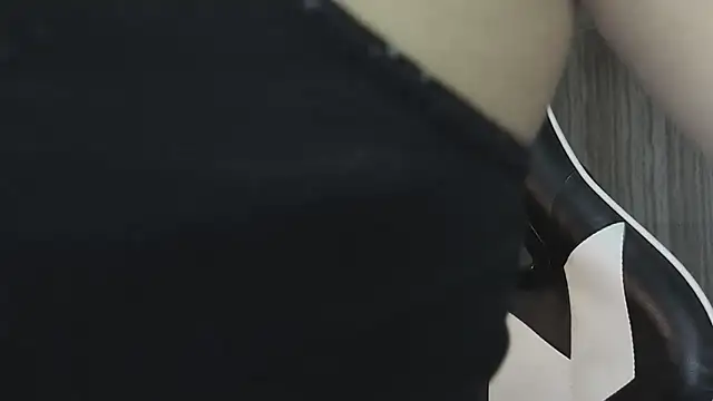 clementine t online show from 19, 11, 2025