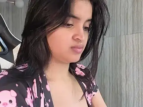 clementine t online show from 24, 11, 2025