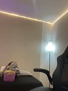 Kariina  69 online show from 12, 10, 2025