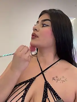 Kariina  69 online show from 7, 11, 2025