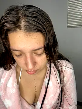 Mia  Gray online show from 21, 10, 2025