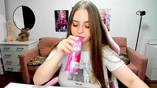 mistress lain online show from 20, 10, 2025