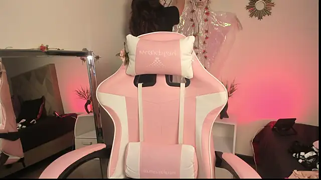 Paprika  online show from 15, 10, 2025