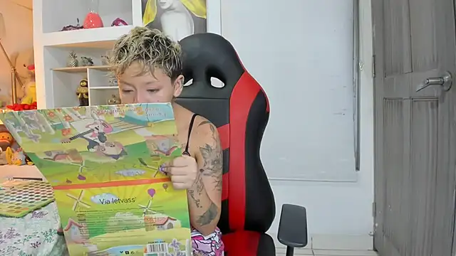 angels petite  online show from 28, 9, 2025